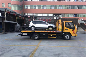 兴隆汽车紧急补胎换胎救援